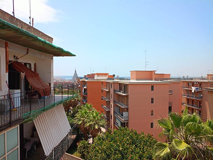 Appartamento trilocale in vendita in Siracusa