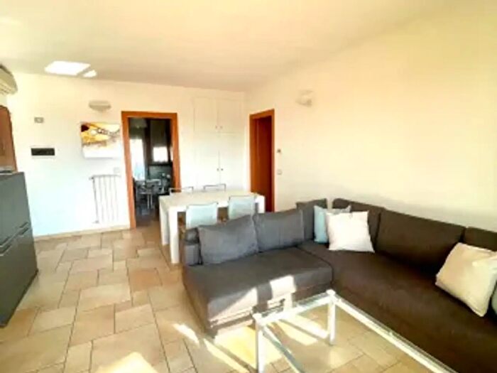 Appartamento trilocale in affitto in Via Cesare Beccaria, Bareggio
