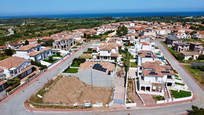 Appartamento trilocale in vendita in Via Lamarmora, Budoni