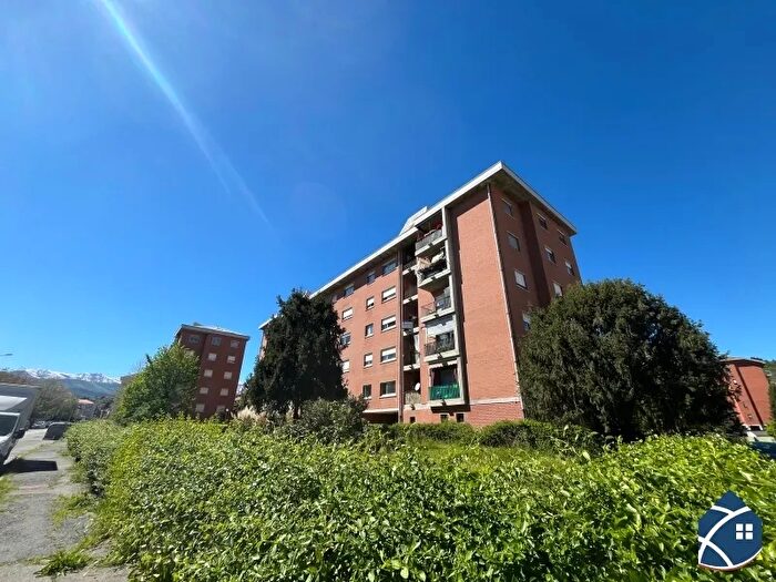 Appartamento con 5 locali in vendita in Pinerolo Via Podgora, Pinerolo