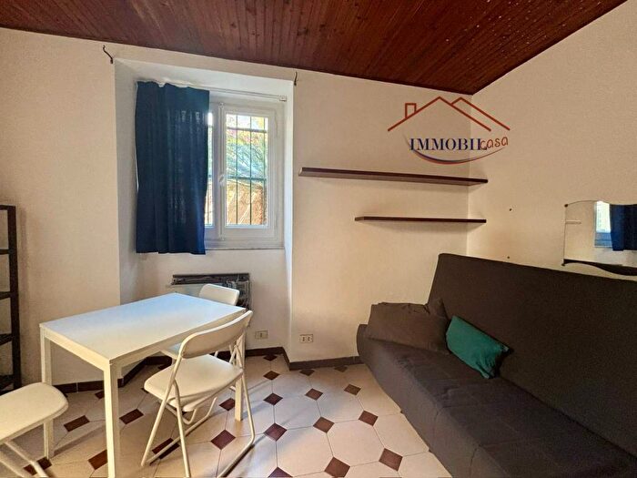 Appartamento monolocale in affitto in Viale Francesco Tappani, Centro, Chiavari