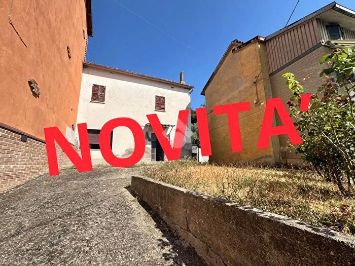 Appartamento con 5 locali in vendita in Via Anulare, Narni