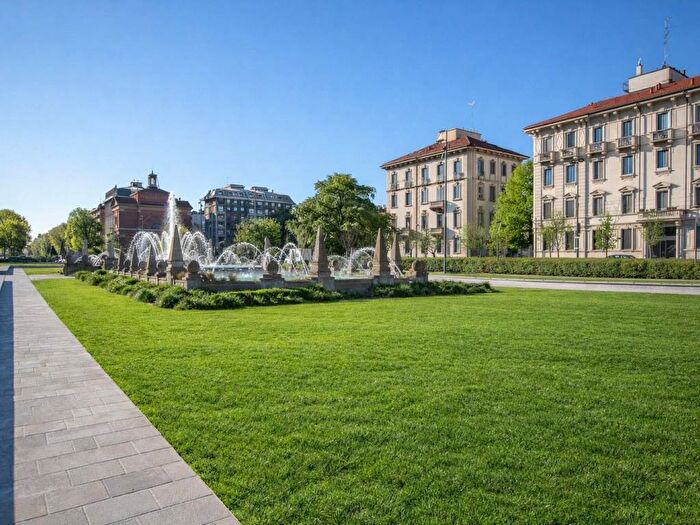 Appartamento trilocale in affitto in Piazzale Arduino, Monte Rosa Lotto, Milano