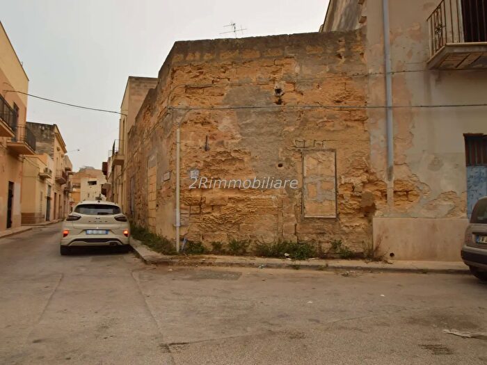 Casa quadrilocale in vendita in Mazara Del Vallo