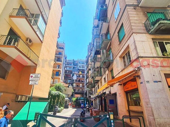Appartamento bilocale in affitto in Via Francesco Cilea, Vomero, Napoli