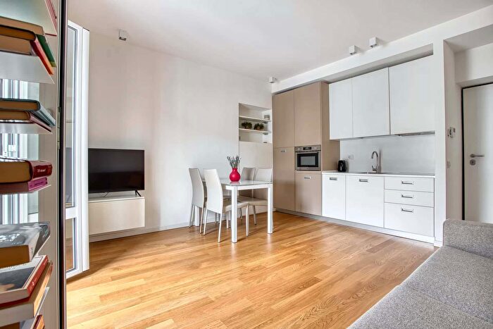 Appartamento monolocale in affitto in Via Messina, Milano