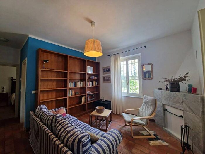 Appartamento con 6 locali in affitto in Strada Tassarolo No Number, Novi Ligure