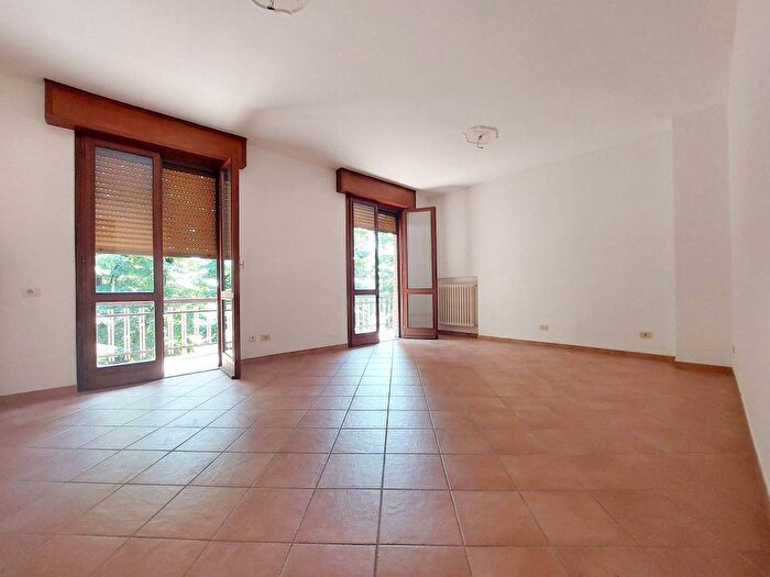Appartamento quadrilocale in affitto in Centro, Guastalla