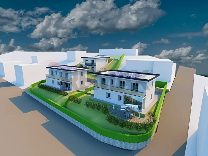 Case in Vendita e in Affitto - 3