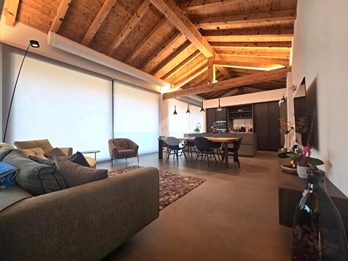 Casa in vendita in Via Marconi, Bagnatica