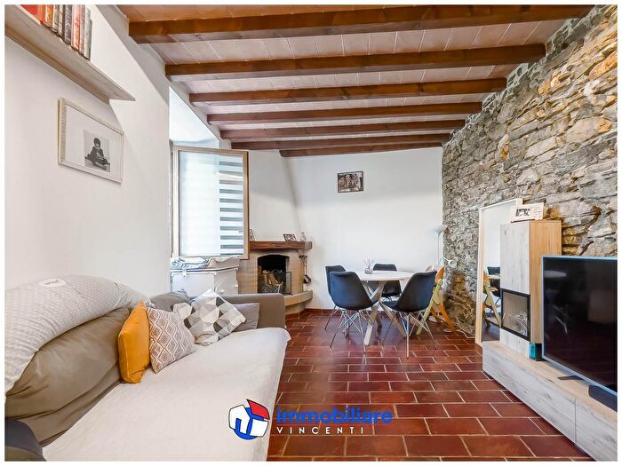 Appartamento con 5 locali in affitto in Arcola