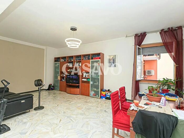 Appartamento trilocale in vendita in Via Gaspare Murtola, Genova