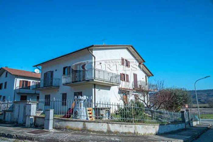 Appartamento con 6 locali in vendita in Citta Di Castello