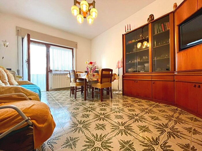 Appartamento trilocale in vendita in Nettuno