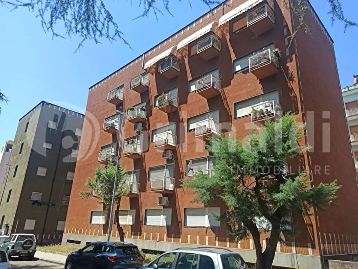 Appartamento trilocale in vendita in Viale a Mellusi, Benevento