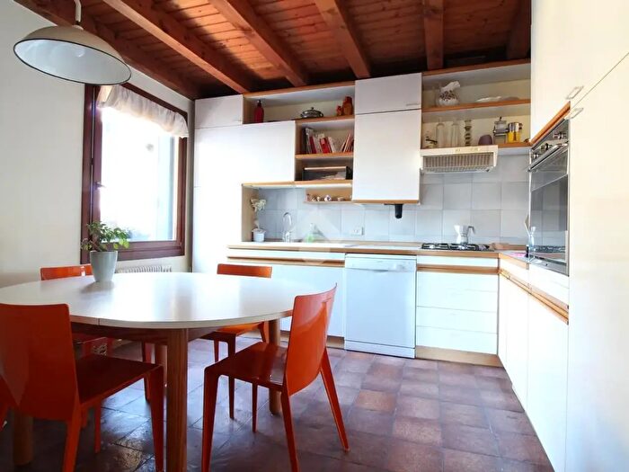 Appartamento trilocale in vendita in Stradella dei Orbi, Vicenza