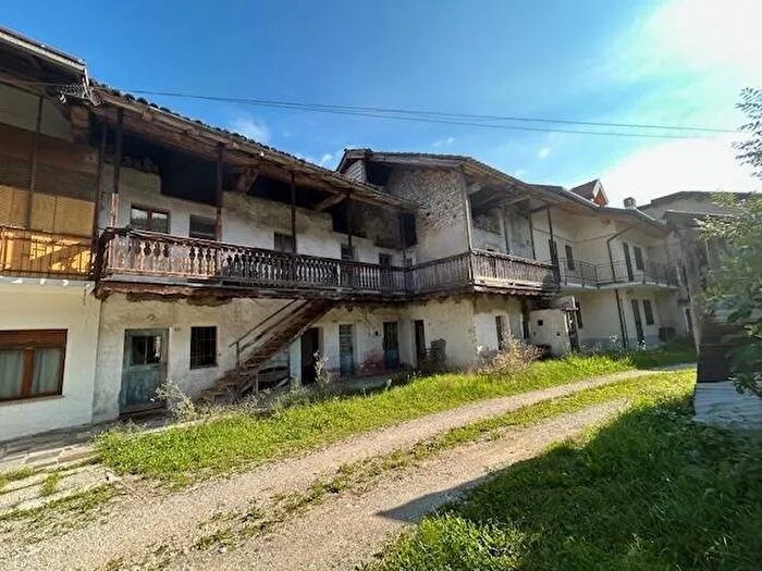 Casa con 10 locali in vendita in Via Monte Tomatico, Seren Del Grappa