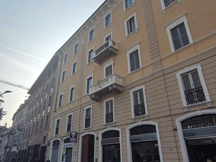 Appartamento bilocale in affitto in Piazza Borromeo, Carrobbio, Milano