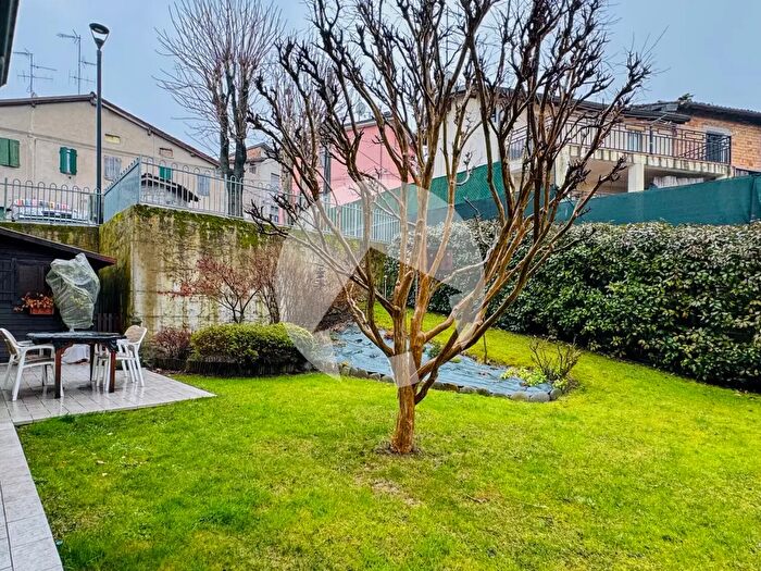 Casa quadrilocale in vendita in Canossa