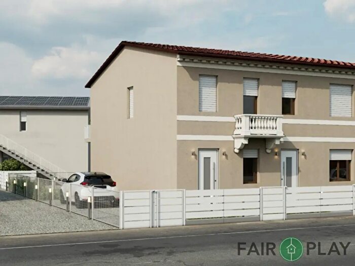 Appartamento quadrilocale in vendita in Via XIII Novembre, Forli