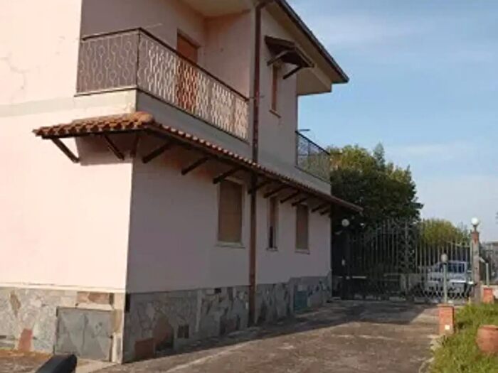 Casa con 5 locali in vendita in Via degli Abeti, Colleferro