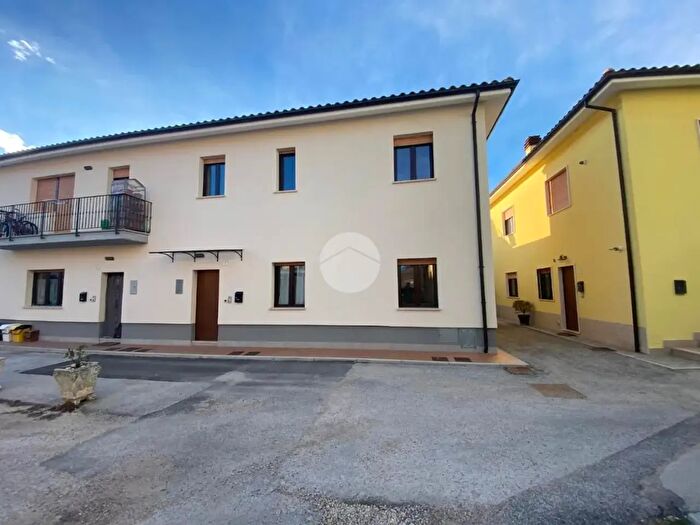 Appartamento trilocale in affitto in Via dei Cappuccini, L'Aquila