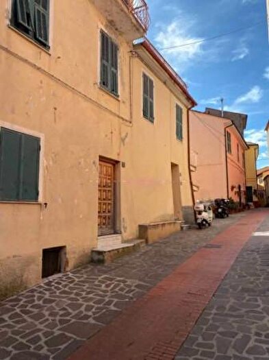 Casa monolocale in vendita in Via Vittorio Emanuele, Chiusanico