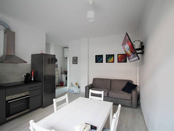 Appartamento trilocale in affitto in Via Torino, Centro, Arona