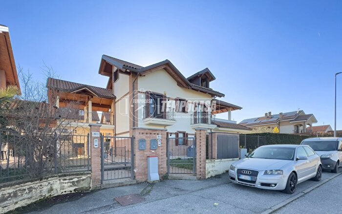 Case in Vendita e in Affitto - 3