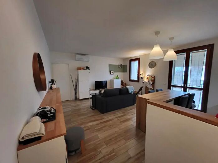 Appartamento trilocale in vendita in Cascina