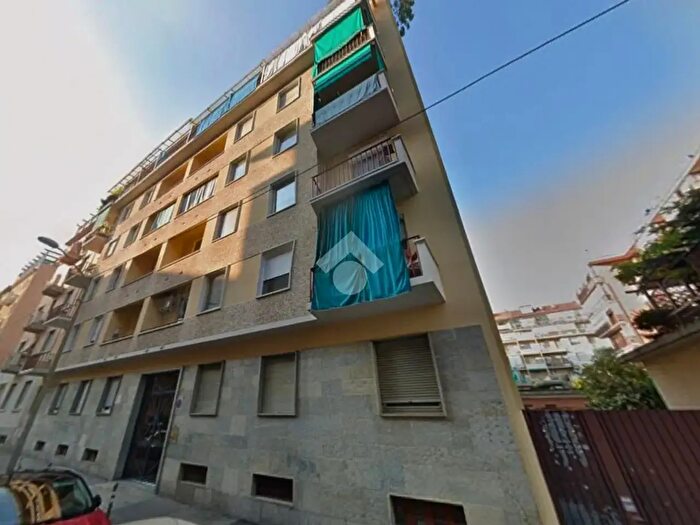 Appartamento trilocale in vendita in Via Giovanni Spano, Torino