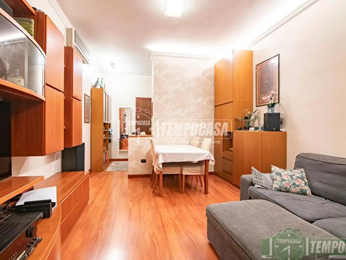 Appartamento trilocale in vendita in Via Leopardi Giacomo d, Sesto San Giovanni