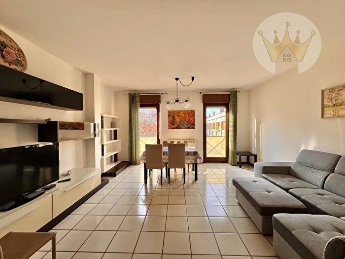 Appartamento trilocale in vendita in Piazza Falcone E Borsellino, Monfalcone