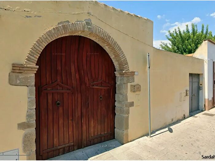 Casa con 6 locali in vendita in Via Roma, Soleminis