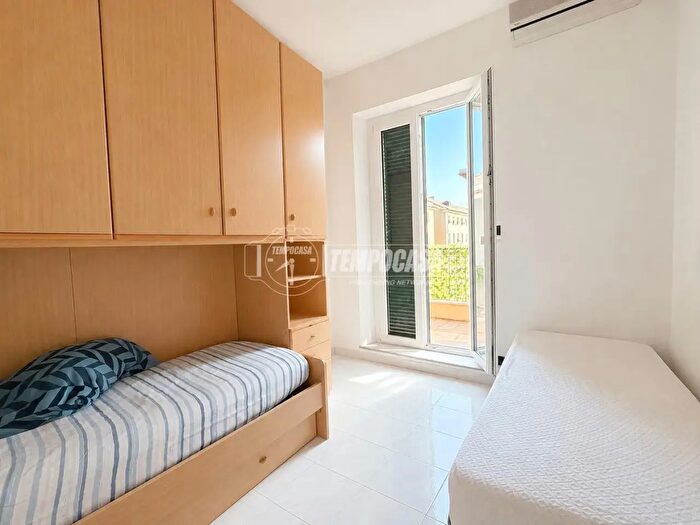 Appartamento quadrilocale in vendita in Via Walter Fillak, Genova
