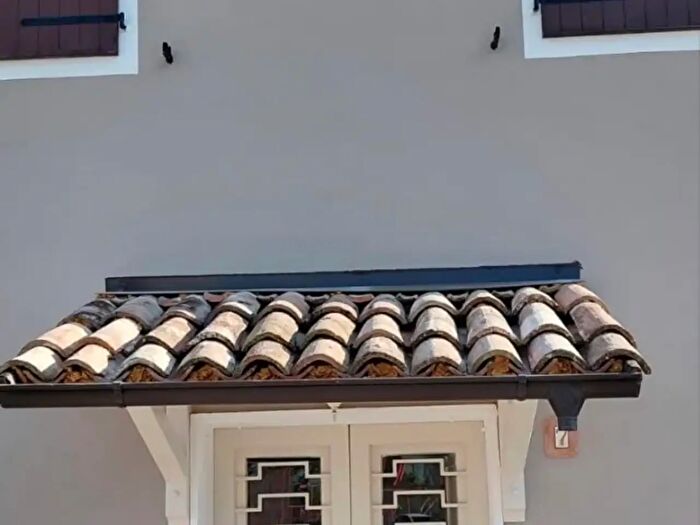 Casa con 9 locali in vendita in Carpi