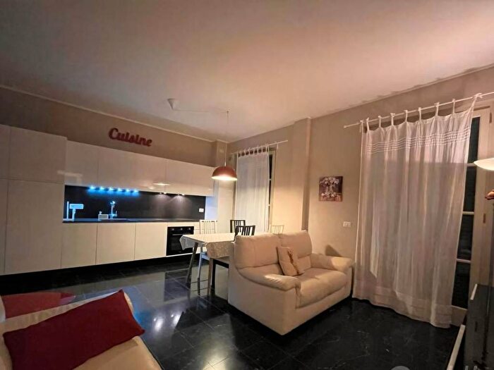 Appartamento bilocale in affitto in Lungarno Antonio Pacinotti, Santa Maria, Pisa