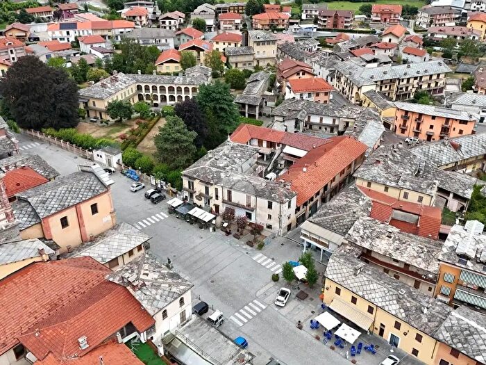 Appartamento quadrilocale in vendita in Piazza Statuto, Sanfront
