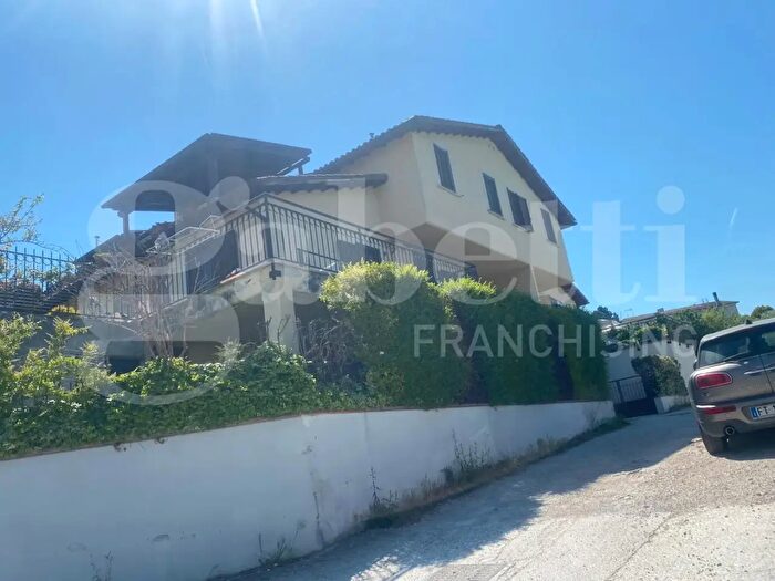 Appartamento quadrilocale in vendita in Strada di San Giacomo, Terni