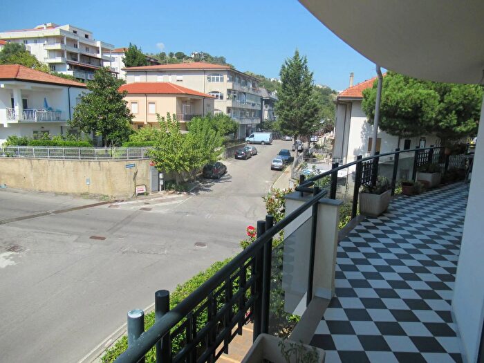 Appartamento trilocale in vendita in Via Padula Già Cda Rusoli Castrolibero, Castrolibero