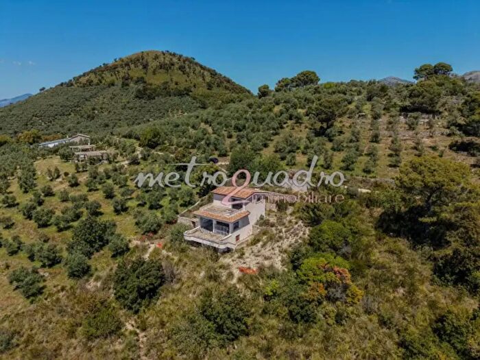 Casa trilocale in vendita in Contrada Ciovareccia, Itri