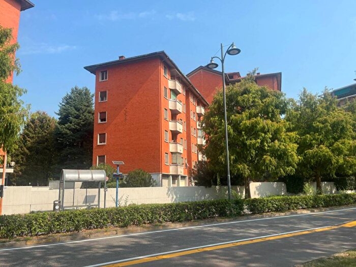 Appartamento quadrilocale in affitto in Viale Sempione, Centro, Arese