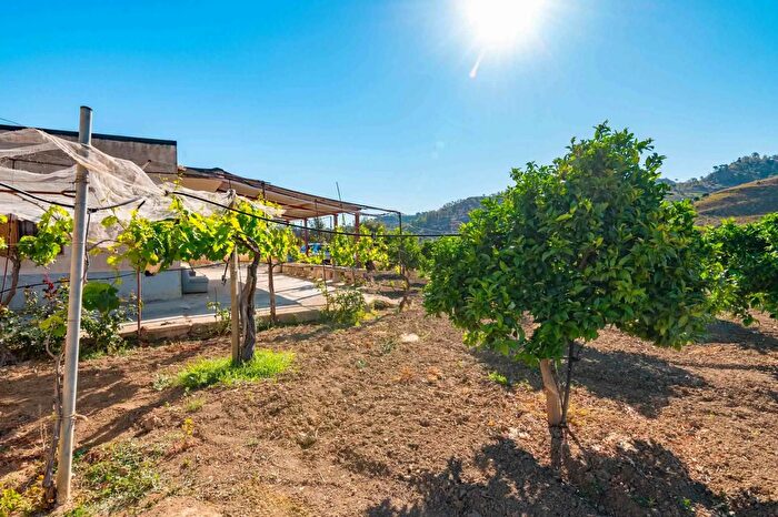 Casa trilocale in vendita in Contrada Pero Grammichele, Motta SantAnastasia