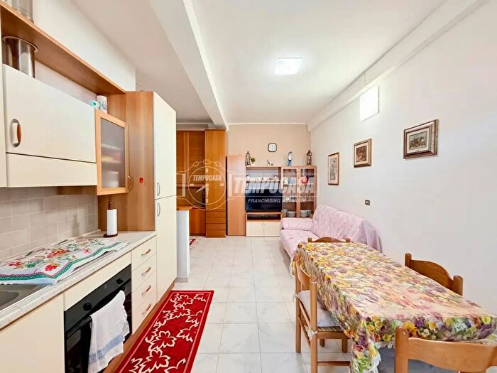 Appartamento monolocale in vendita in Piazza Indipendenza, Parabiago