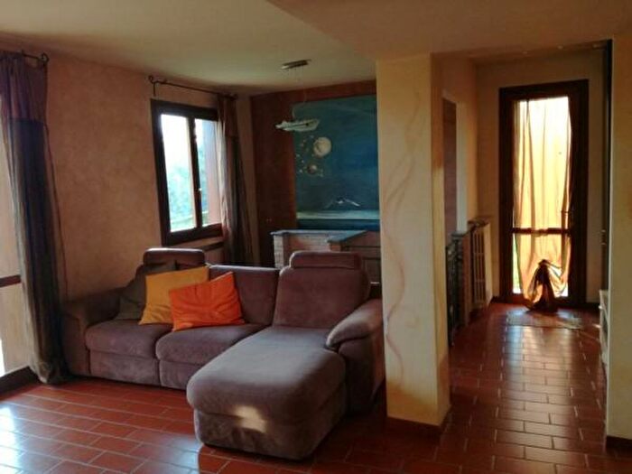 Appartamento trilocale in vendita in Godiasco Salice Terme