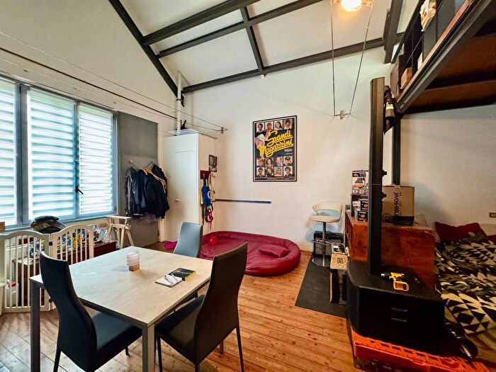 Appartamento bilocale in affitto in Via Lazzaro Papi, Porta Romana Medaglie dOro, Milano