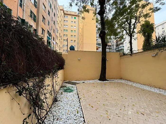 Appartamento monolocale in affitto in Via Camilla, Roma