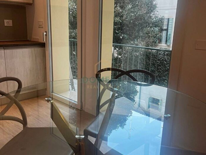 Appartamento trilocale in affitto in Piazzale Giuseppe Mazzini, Piazza Mazzini Ospedale Militare, Padova