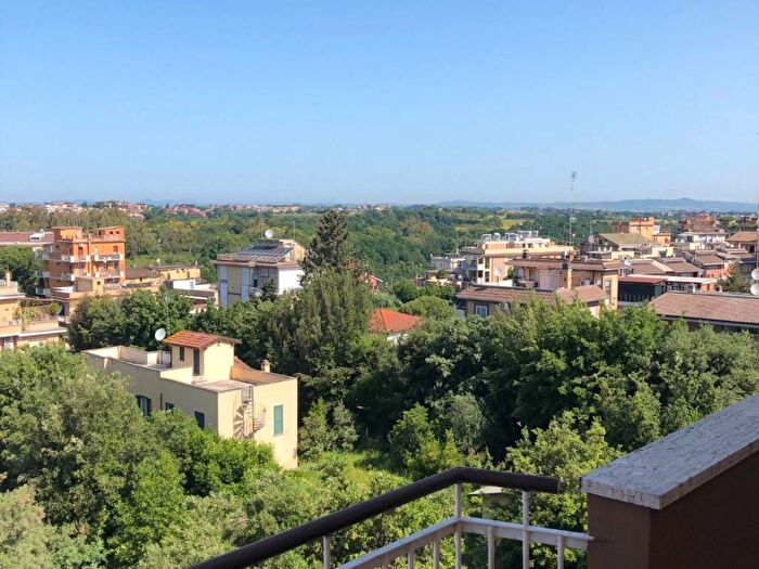 Appartamento trilocale in affitto in Via Augusto Conti, Monte Mario Trionfale, Roma