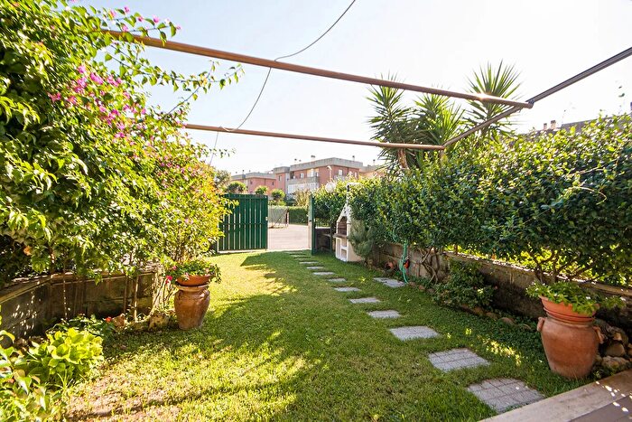 Casa trilocale in vendita in Via Bergamo, Ardea